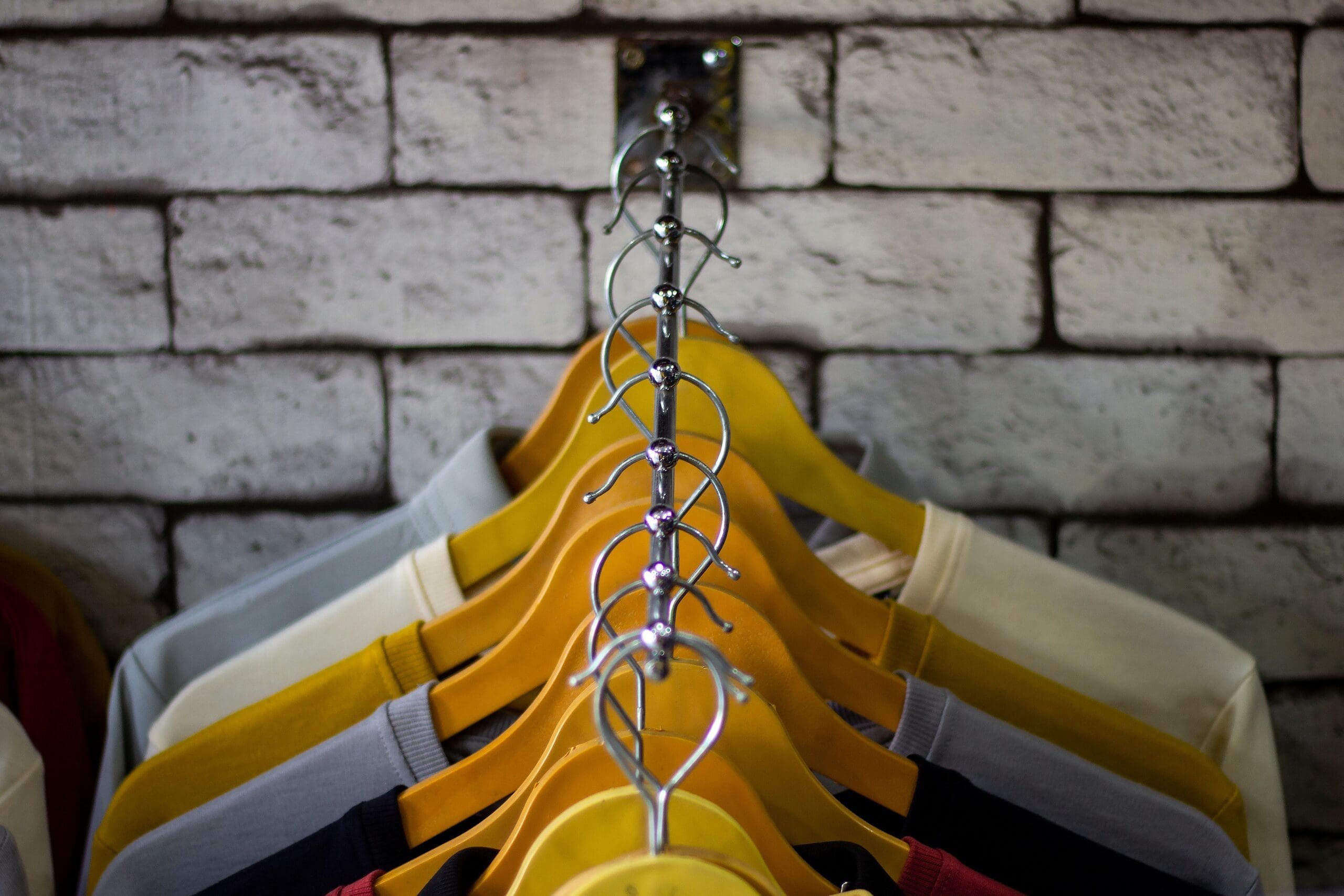 Wire vs. Wooden: Pros and Cons of Different Clothes Hanger Materials